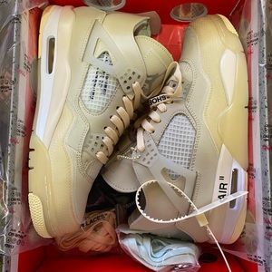 Air Jordan 4 Retro SP off white sail